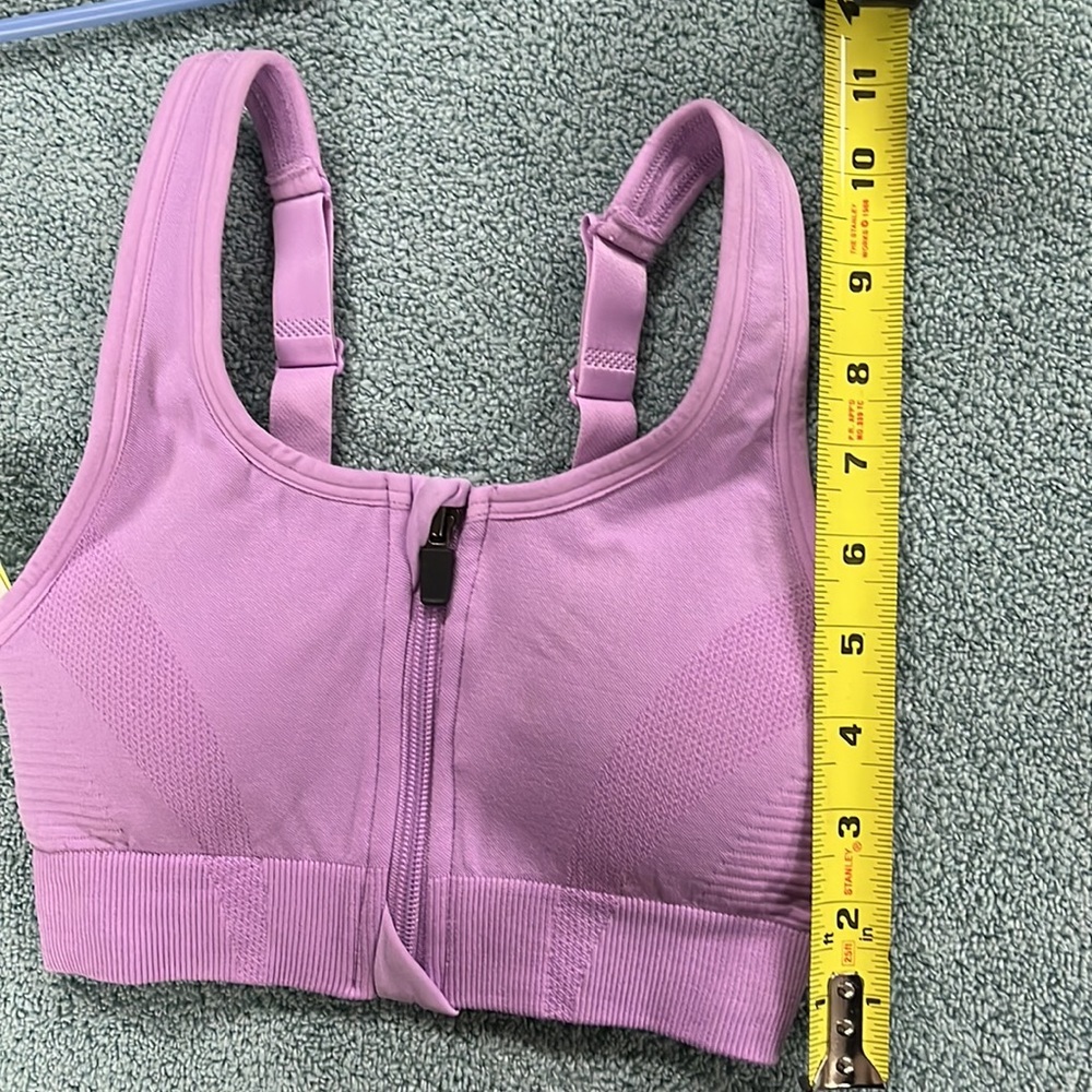 All in motion seamless front zip bra - Picture 4 of 7